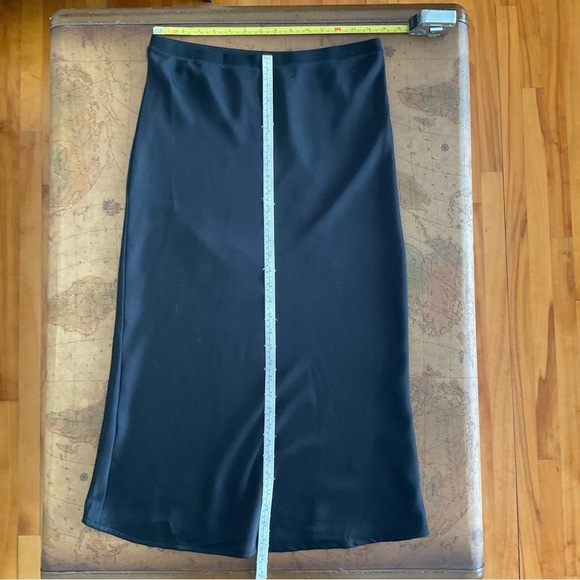 JOE FRESH, size medium, midi bias silky skirt, black - Picture 2 of 4